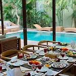 Beach Axis Villa, Seminyak