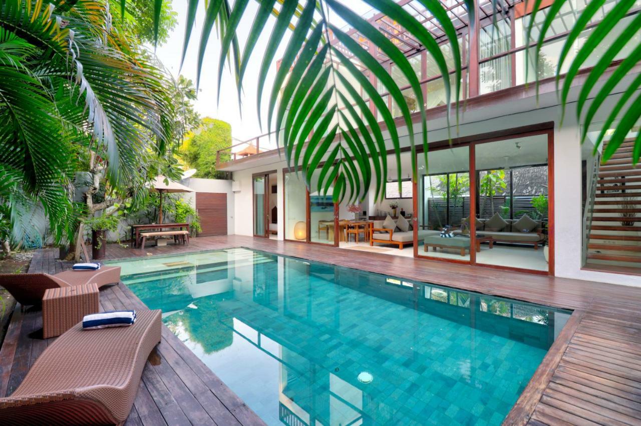 Axis Villa, *